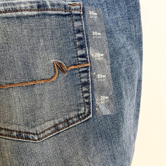 NWT Maurices Women's Jeans M Jeans 20W Classic Straight, Short, Mid Rise - Picture 6 of 12